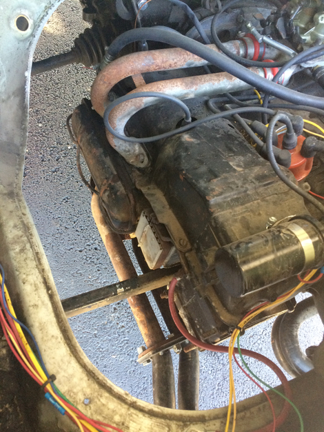 My engine’s good, working side before I started tearing it down. All that open space around it is not good.